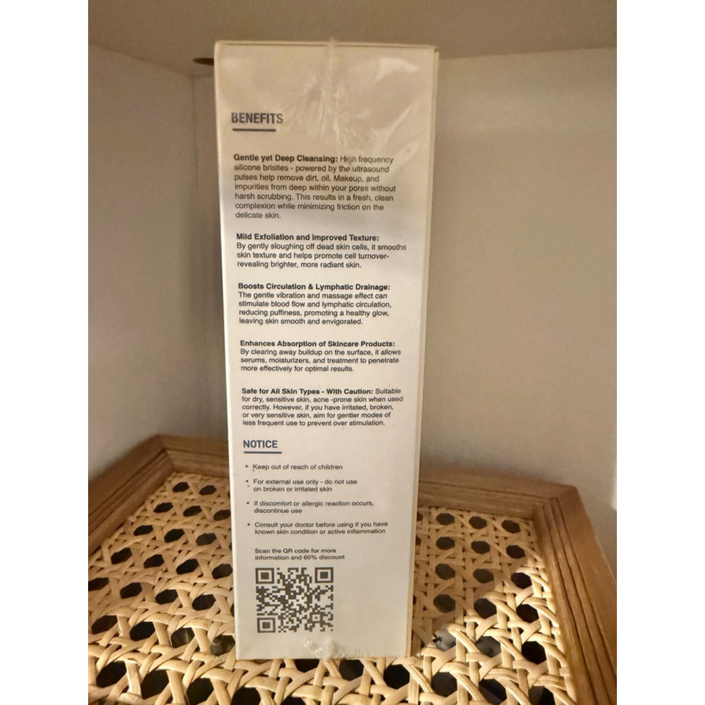 NEW in Box Dermalactives PureSkin Cleansing Brush One Size Light Blue - Picture 5 of 5